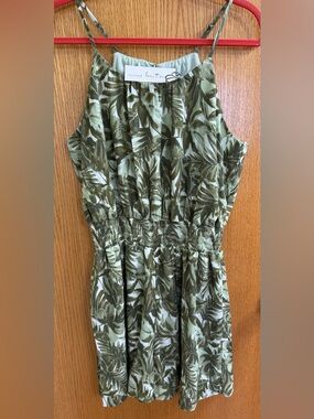 Stitch Fix Nina Britton Green Tropical Print Smocked Waist Dress Size Medium NWT